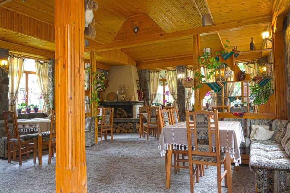 Стар Мерак Hotell Ribaritsa Eksteriør bilde