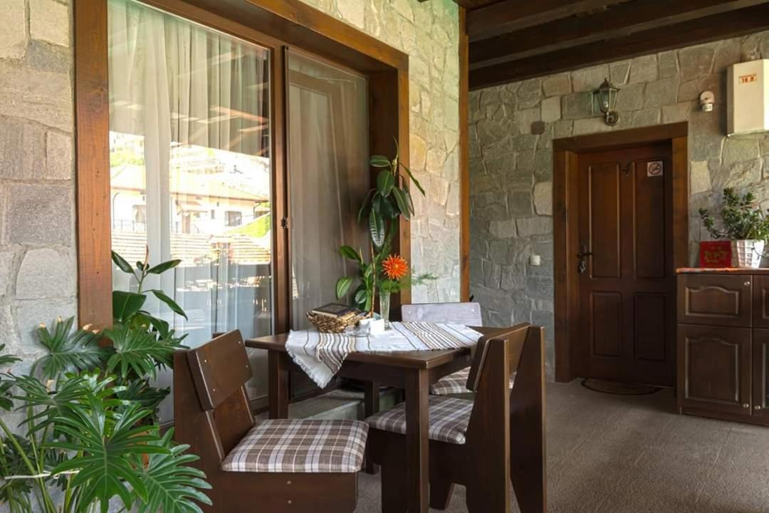 Стар Мерак Hotell Ribaritsa Eksteriør bilde